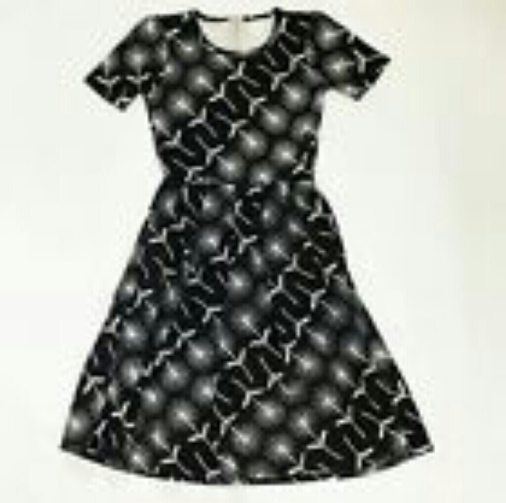 LuLaRoe Amelia Dress in Dandelion